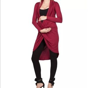 Savi Mama maroon maternity and nursing tunic top/dress. NWOT - crazy soft!